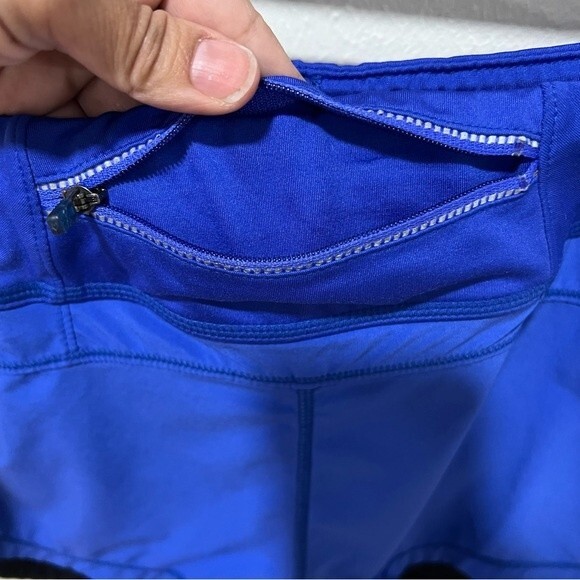 Athleta 2 in 1 Pulse Shortie Shorts in Blue Women's Size Small - Picture 4 of 9